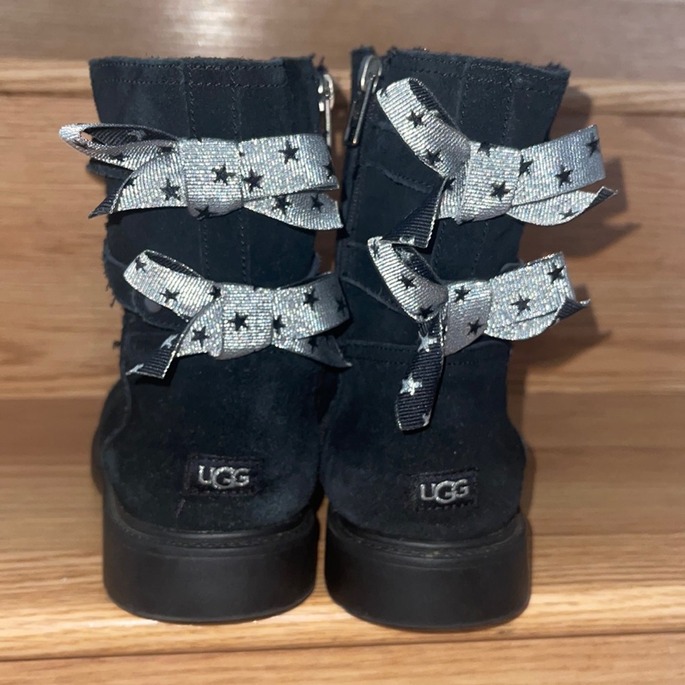 UGG WINTER girls boots, black, SIZE 4.5
